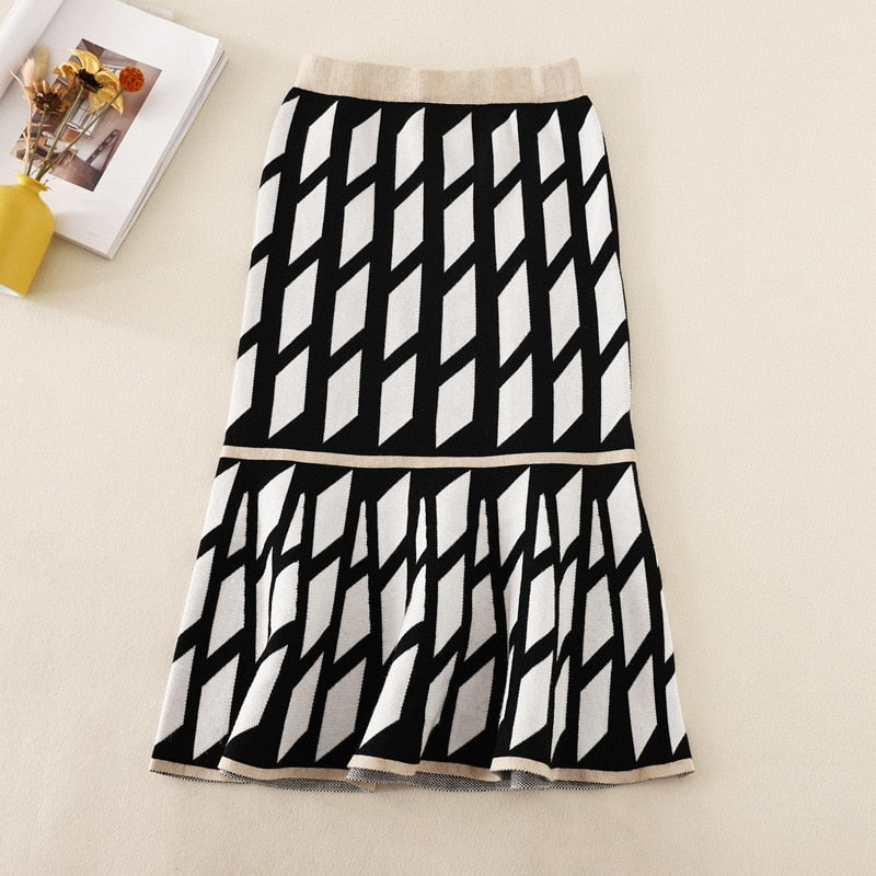 DAZZLING ME SKIRT