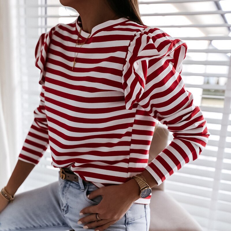 FEMININE WOMAN TEE